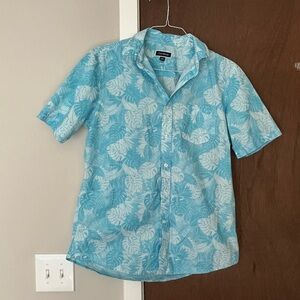 MACY’S Hawaiian Button Down